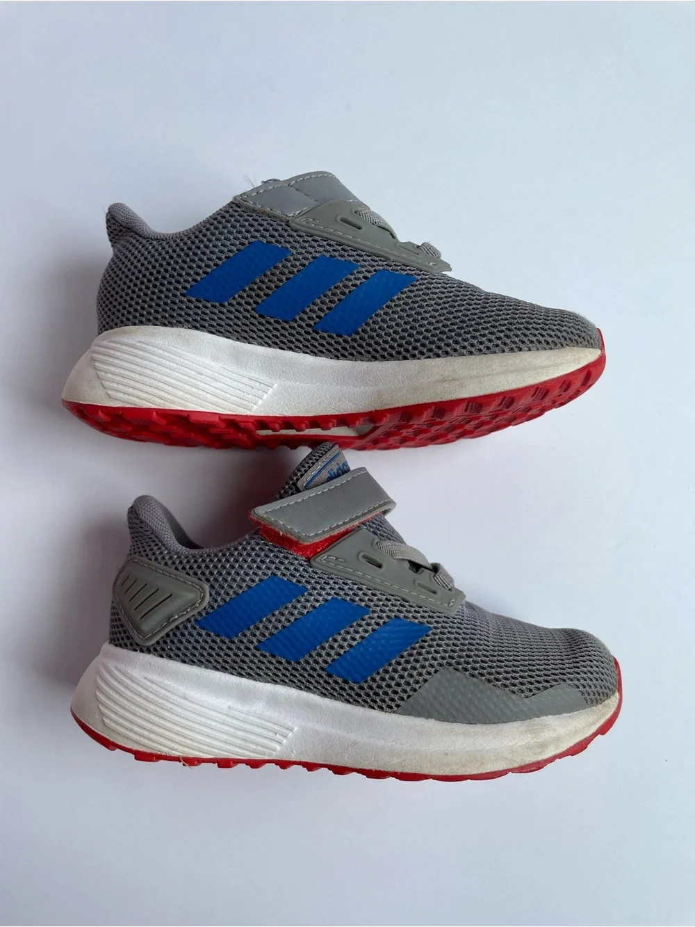 adidas Kids Grey and Blue Sneakers with Red Accents size 7